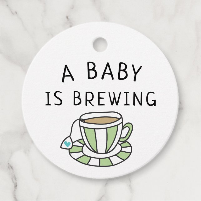 Doodled Tea Cup Blue Heart Ein Baby wird brauen Geschenkanhänger (Vorderseite)