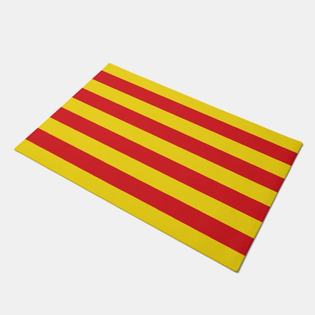 Door Mat mit der Flagge Kataloniens Fußmatte (Schrägansicht)