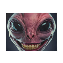 Doormat mit einem Alien-Motiv.