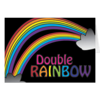 Doppel-Regenbogen über den Himmel