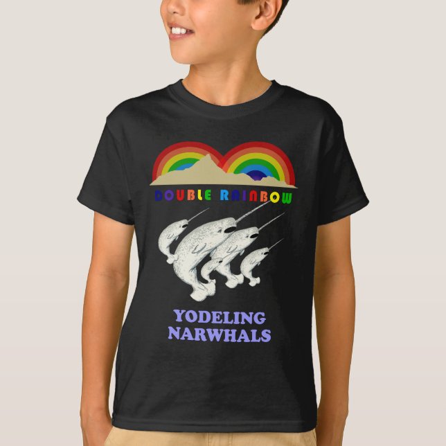 Doppel-Regenbogen-Yodeling-Narwhals T-Shirt (Vorderseite)