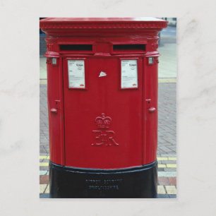 Doppelte rote Buchstaben Postkarte