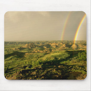 Doppelter Regenbogen über Painted Canyon in Theodo Mousepad
