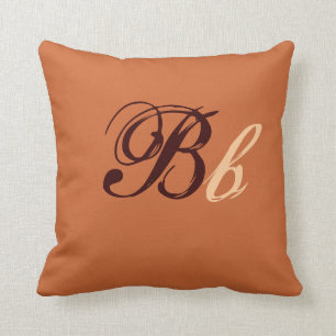 Doppeltes b-Monogramm in Brown und in Beige I Kissen