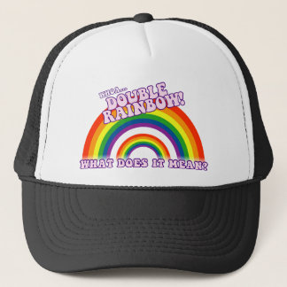 Doppeltes Regenbogent-shirt Truckerkappe