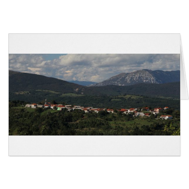 Dorf Janezevo Brdo, Berge Brkini, Slowenien (Vorderseite (Horizontal))