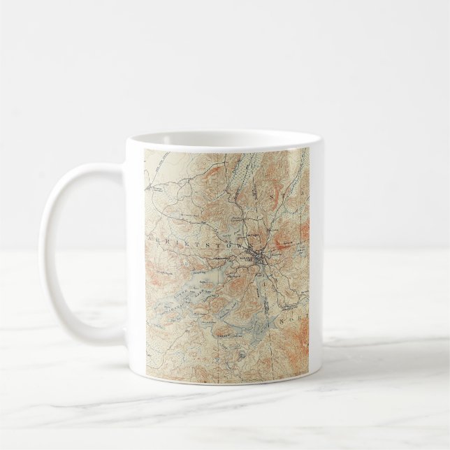 Dorf und Gebiet des Saranac Sees in Adirondacks Kaffeetasse (Links)