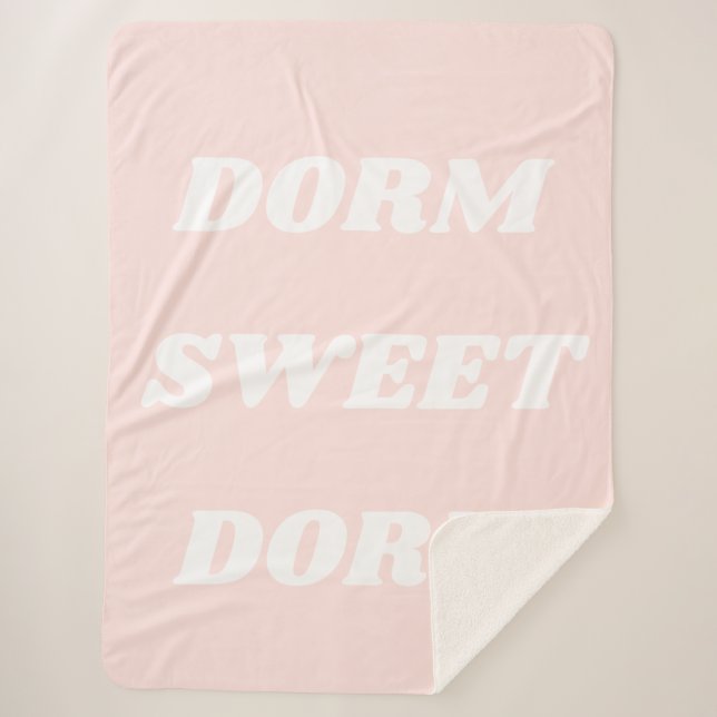 Dorm Sweet Dorm in Blush Sherpadecke (Vorderseite)