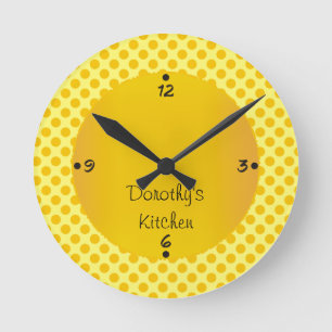 Dorothy's Kitchen Personalized Numbers Wall Clocks Runde Wanduhr