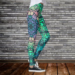 Dot Mandala Blume Blau Grün und Rosa Leggings<br><div class="desc">Diese groovy dot Blume wurde von Mandalasen mit Farbpunkten inspiriert. Trippige geometrische Muster für den modernen Hippie!</div>