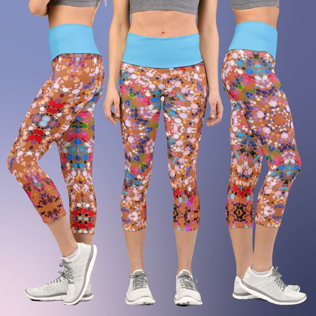 Dot Mandala Orange Blue Pink and White Capri Leggings (Von Creator hochgeladen)