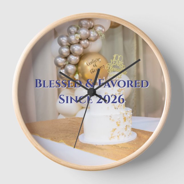 dotCATHOLIC Gesegnete bevorzugte Wanduhr 10" #2806 (Vorderseite)