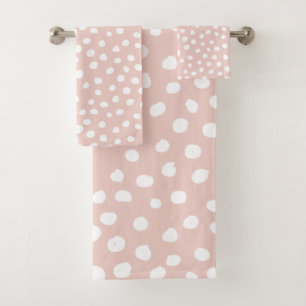Dots Wild Animal Print Blush Pink und White Spots Badhandtuch Set
