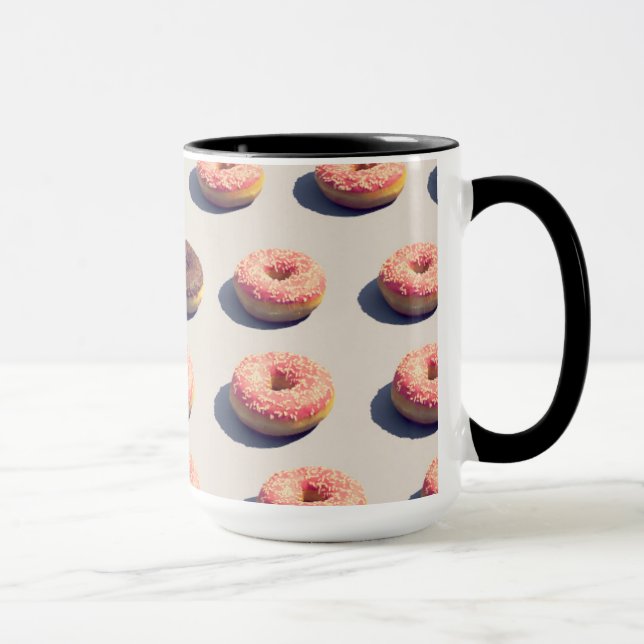 Doughnüsse in einer Gruppe Tasse (Rechts)