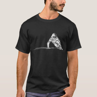 Downhiill, das dunklen T - Shirt zeichnet