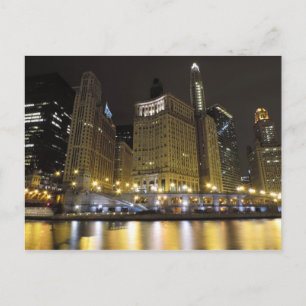 Downtown Chicago am Chicago River bei Nacht Postkarte