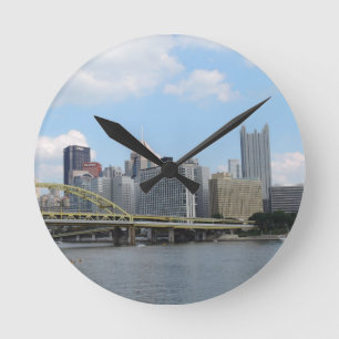 Downtown Pittsburgh Skyline Runde Wanduhr