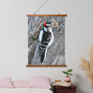 Downy Woodpecker Hanging Tapestry Wandteppich Mit Holzrahmen