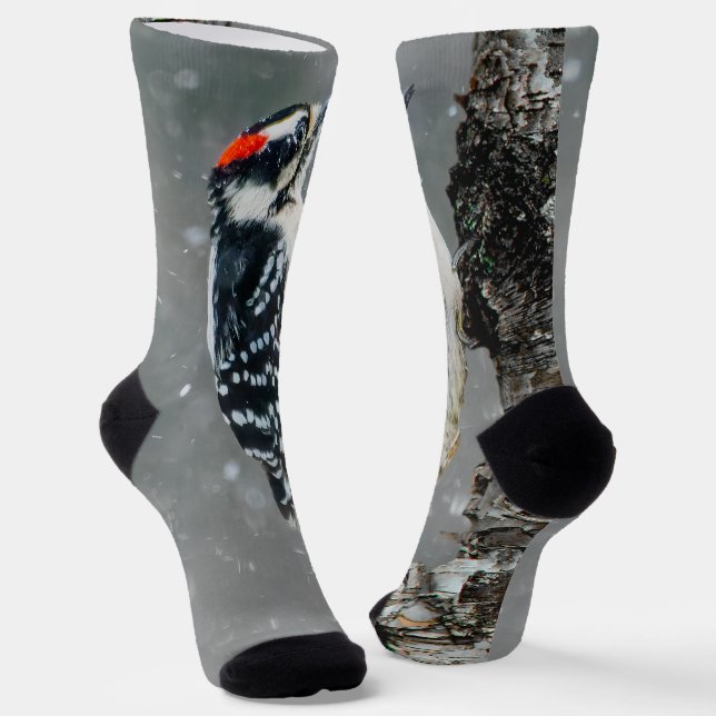 Downy Woodpecker in Snow - Original Foto Socken (Gewinkelt)