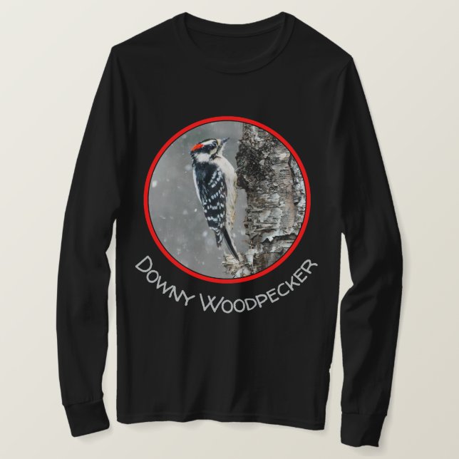 Downy Woodpecker in Snow - Original Foto T-Shirt (Design vorne)