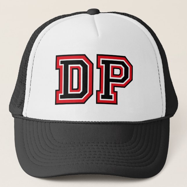 'DP' Monogramm Truckerkappe (Vorderseite)