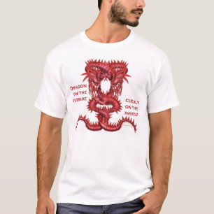 Drache auf der Außenseite, knuddelig auf dem T-Shirt