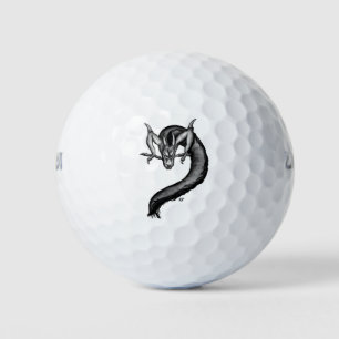 Drache im Tattoo-Stil Golfball