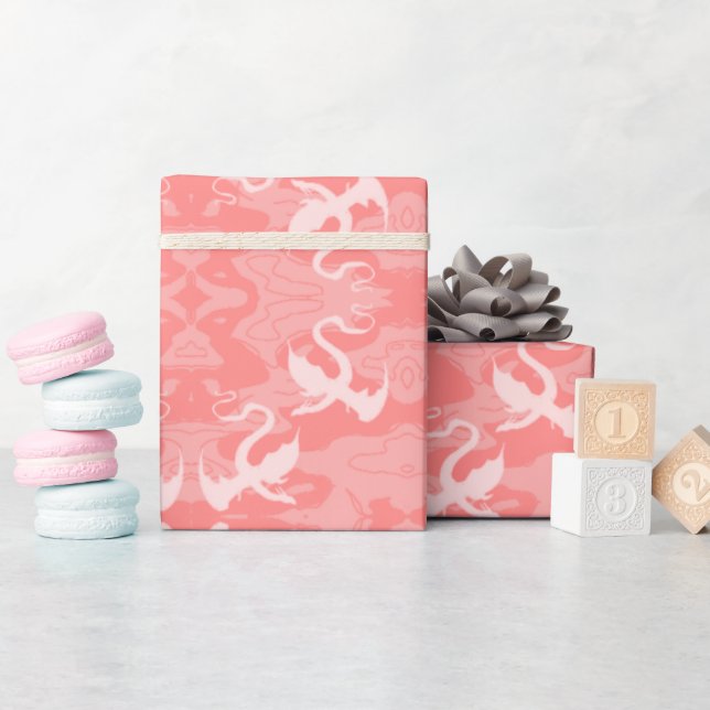 Drache über Rosa Geschenkpapier (Babyparty)