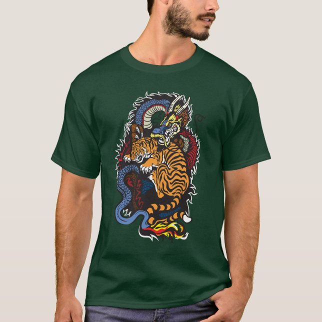 Drache und Tiger Fighting T-Shirt (Vorderseite)