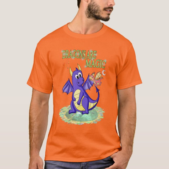 Drachen sind Magie. T-Shirt (Vorderseite)