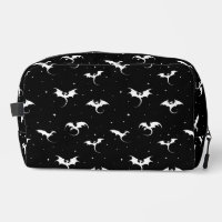 Drachen und Sterne auf schwarzem Hintergrund