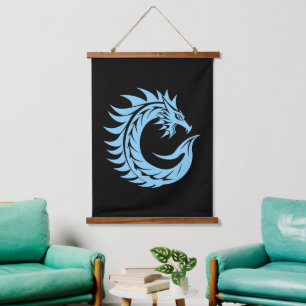 Drachengestalteter Buchstabe C, Dragonalphabet, Mo Wandteppich Mit Holzrahmen