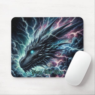 Drachenkopf in einem Gewitter mit Blitz Mousepad