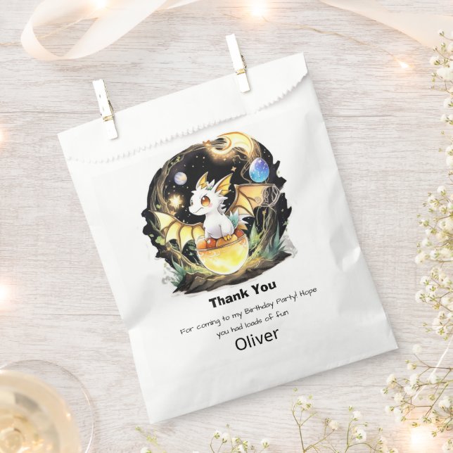 Dragon Birthday Geschenktütchen (Ausgeschnitten)