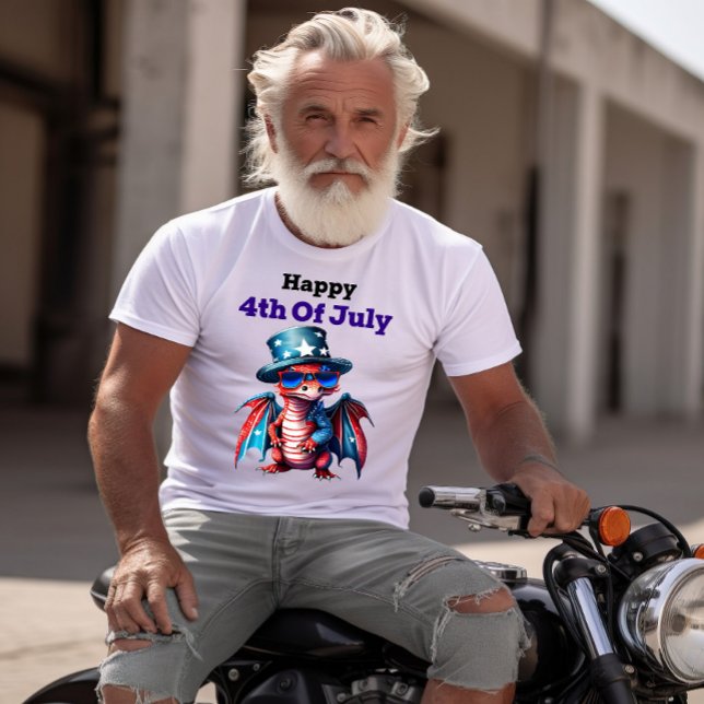 Dragon Celebrating 4th of July T-Shirt (Von Creator hochgeladen)