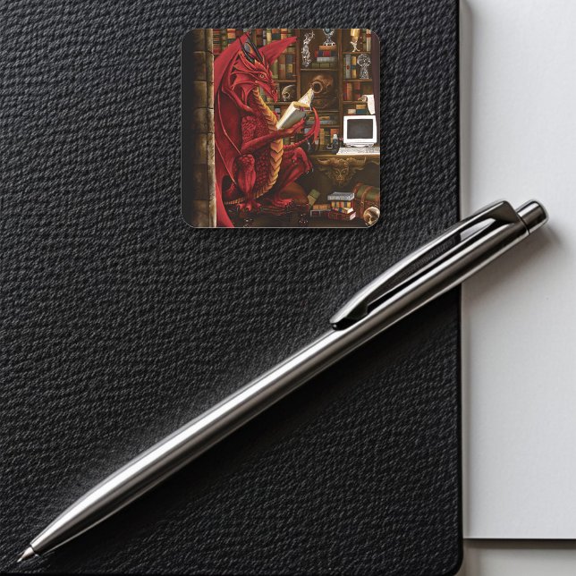 Dragon Podcast Library Quadratischer Aufkleber (Von Creator hochgeladen)