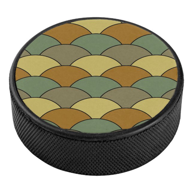 Dragon Scales, Fans, Waves, Seigaiha, Camouflage Eishockey Puck (3/4)