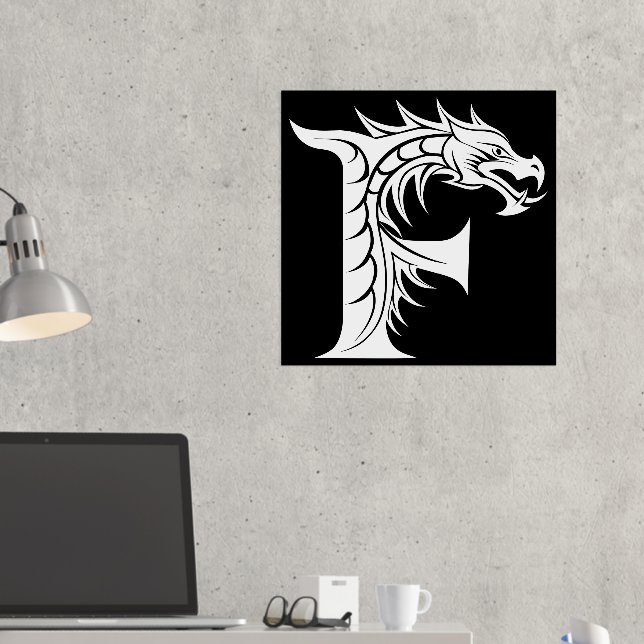 Dragon Styled Letter F, Dragon Alphabet, Monogramm Foliendrucke (In Situ (Schreibtisch 2))