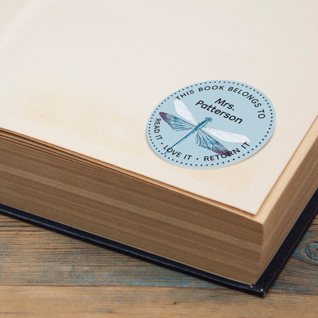 Dragonfly Dieses Buch gehört Personalisiert Runder Aufkleber (Von Creator hochgeladen)