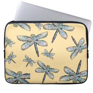 Dragonfly Whimsical Maureen Girard Transformation Laptopschutzhülle