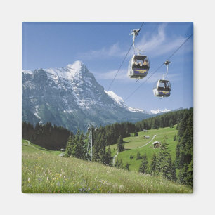 Drahtseilbahnen nähern sich dem Jungfrau Magnet