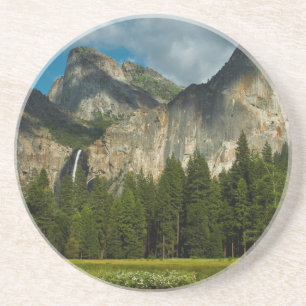 Dramatische Aussicht auf das Yosemite-Tal von den Sandstein Untersetzer