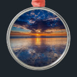 Dramatische Jahreszeit, Sonnenuntergang, CA Ornament Aus Metall<br><div class="desc">Sonnenuntergang über den Kanalinseln von Ventura Staat Beach, Ventura, Kalifornien| Ruß Bishop / DanitaDelimont.com</div>