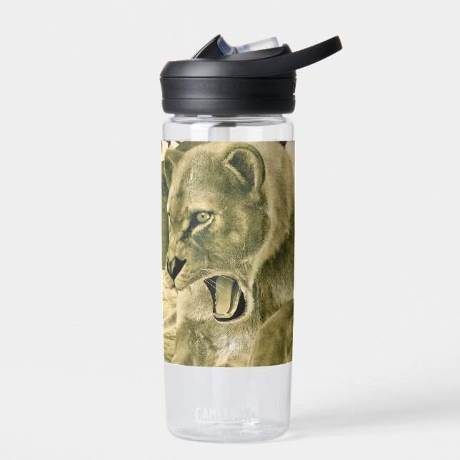 Dramatische Löwinnen-Safari-Wildnis-Kunst Trinkflasche (Links)