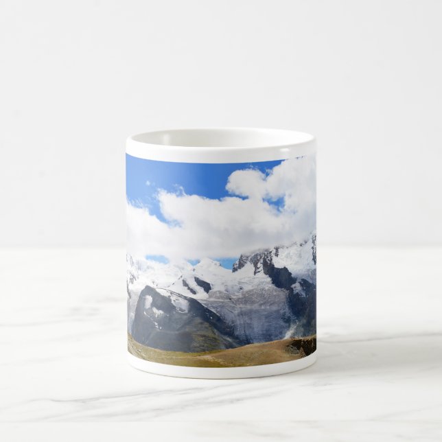 Dramatische Schweizer Alpen Kaffeetasse (Mittel)
