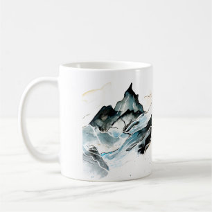 Dramatische Tasse der Bergmalerei