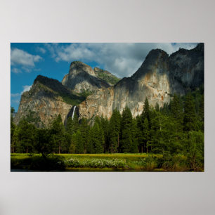 Dramatischer Blick auf das Yosemite-Tal von den To Poster