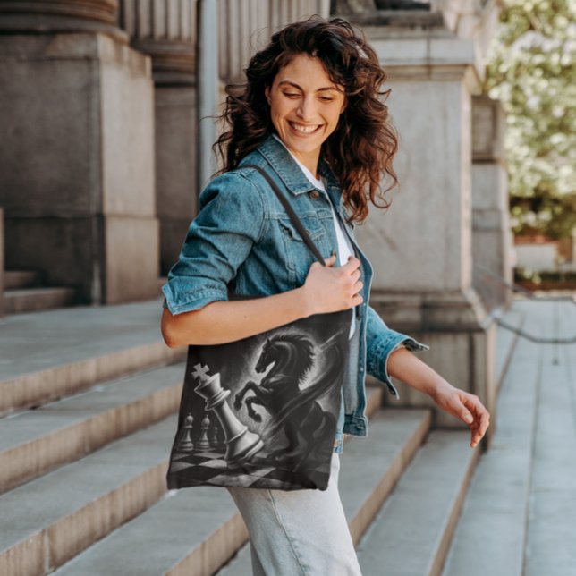 Dramatisches Schwarzes Pferd gegen König - kühne S (Von Creator hochgeladen)