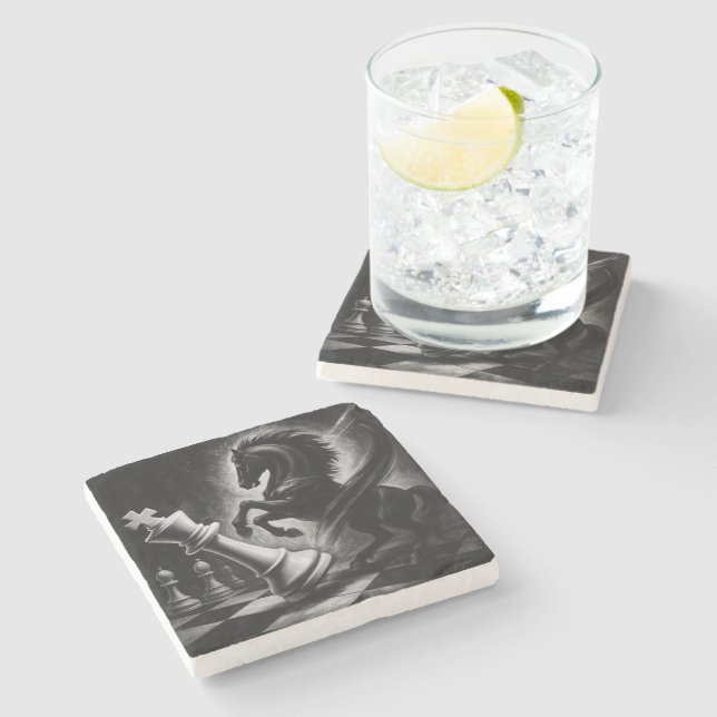 Dramatisches Schwarzes Pferd gegen König - kühne S Steinuntersetzer (Seitenansicht)