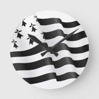 Drapeau Bretone (bretonische Flagge) Runde Wanduhr
